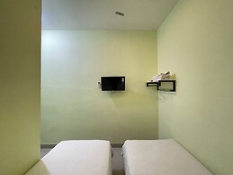 Pudan Residence Parapat By Helocus