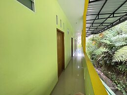 Pudan Residence Parapat By Helocus