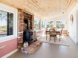 Know Joshua Tree 2 Bedroom Home