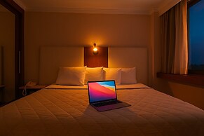 Elegance Suítes International