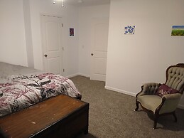 Branson House Bed and Breakfast