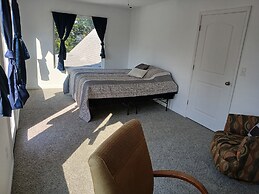 Branson House Bed and Breakfast