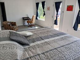 Branson House Bed and Breakfast