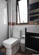 Beautiful and Comfortable Rooftop Suite