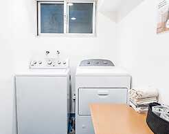 The Diamond Loft Modern Luxury With a Fully Equipped Kitchen