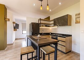 Caobos Center Coliving & Coworking