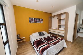 Caobos Center Coliving & Coworking