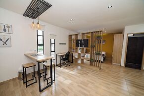 Caobos Center Coliving & Coworking