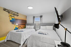 Stunning Home at Storey Lake Close to Disney