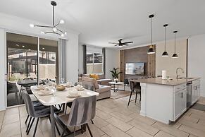 Stunning Home at Storey Lake Close to Disney