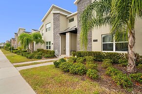 Stunning Home at Storey Lake Close to Disney