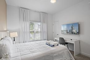 Stunning Home at Storey Lake Close to Disney