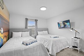 Stunning Home at Storey Lake Close to Disney