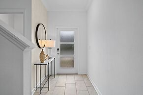 Stunning Home at Storey Lake Close to Disney