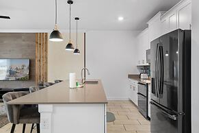 Stunning Home at Storey Lake Close to Disney