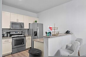 Modern 3 Bed Villa Newly Renovated Prime Location