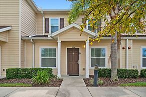 Modern 3 Bed Villa Newly Renovated Prime Location