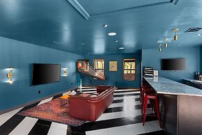 Hot Tub Fire Pit Pool Game Room