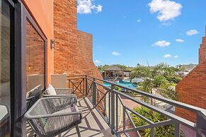 Bocobay Porta al Sole Condos