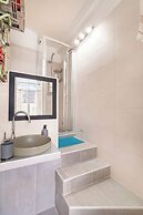 Athenian Getaway Villa by Athenian Homes