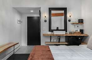 The Lincoln Boutique Motel