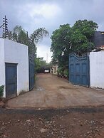 Rofty Vacation Home Utawala