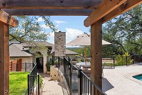 Exceptional Lake Travis Estate w Pool