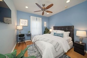 Exceptional Lake Travis Estate w Pool