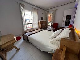 2 Bedroom Apartment With Balcony