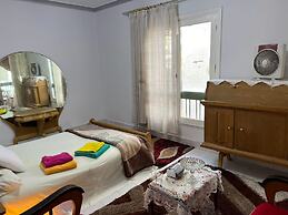 2 Bedroom Apartment With Balcony