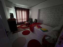 2 Bedroom Apartment With Balcony