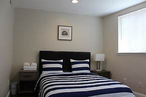 Cozy 3 Bedroom/Great Location