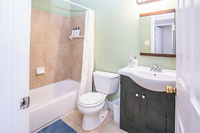 Cozy 3 Bedroom/Great Location