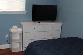 Cozy 3 Bedroom/Great Location