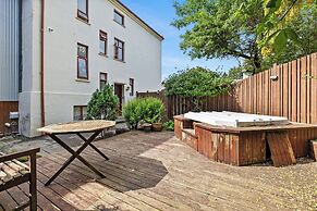 Baldursbra-Two Bedroom Apartment