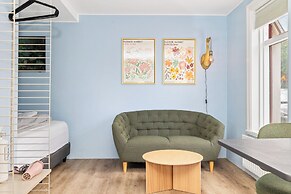 Central studio apartment