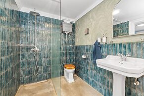 Central studio apartment