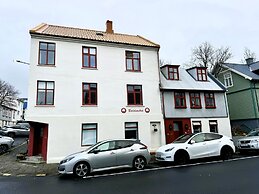 Central studio apartment