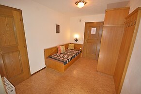 Apartment Close to the ski bus