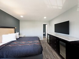 Courtesy Inn and Suites