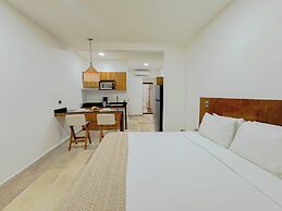 Estudio con Jacuzzi Privado NAIA B8