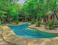 Estudio con Jacuzzi Privado NAIA B8