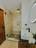 Estudio con Jacuzzi Privado NAIA B8