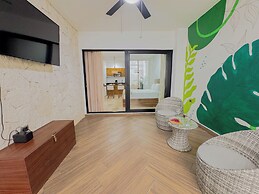 Estudio con Jacuzzi Privado NAIA B8