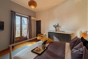 Spacious 3BR Atrium Penthouse, Balcony, Cismigiu