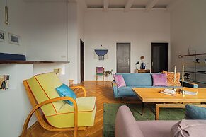 Spacious 3BR Atrium Penthouse, Balcony, Cismigiu