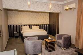 Westbrook Hotel & Offices