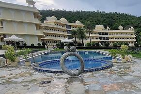 Labh Garh Palace Resort & Spa