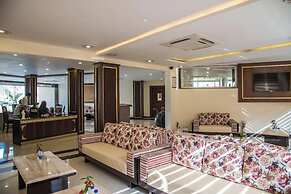 Labh Garh Palace Resort & Spa