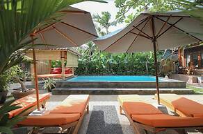 Tiga Naga Villa
